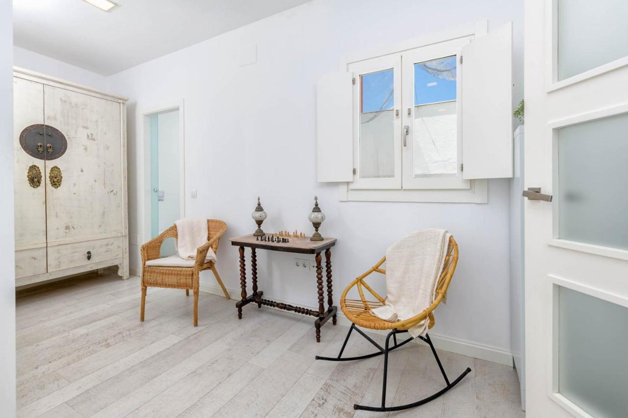 Noemi Centro Penthouse In By Solaga Homes Appartement
